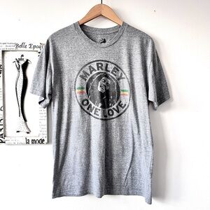 Zion Rootswear Bob Marley Gray Short Sleeve T-shirt Size M Unisex